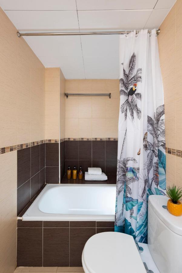 Unika Homes Malaga Beach & City Buitenkant foto